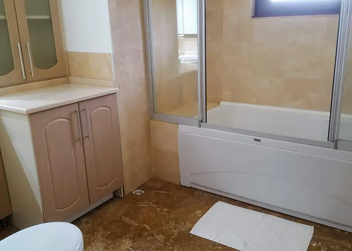 מלון The Wind Sycamore In 2*